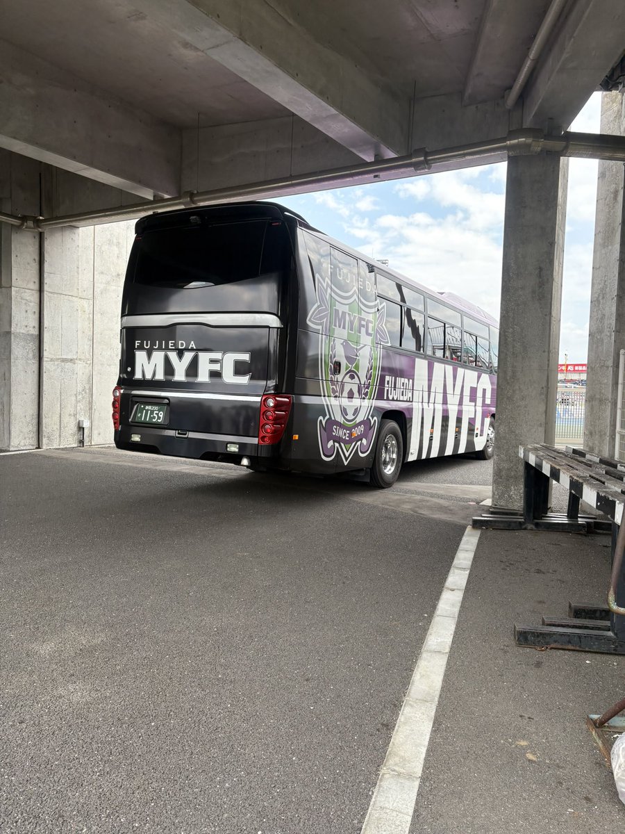 yu_333123's tweet image. 朝4時起きと大変だったけど無事に水戸到着
勝って帰るぞ！
#藤枝サポ水戸遠征