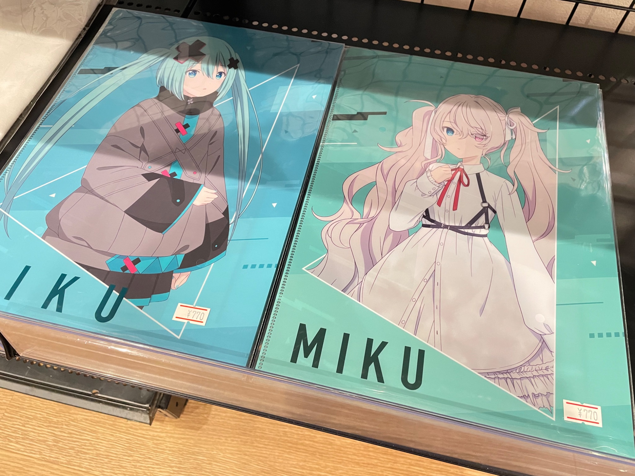 初音ミク　プロセカ　まとめ売り　キーホルダー　アクリルスタンド　缶バッジ プロセカ』新グッズ“缶バッジコレクション”や“アクリルパズル