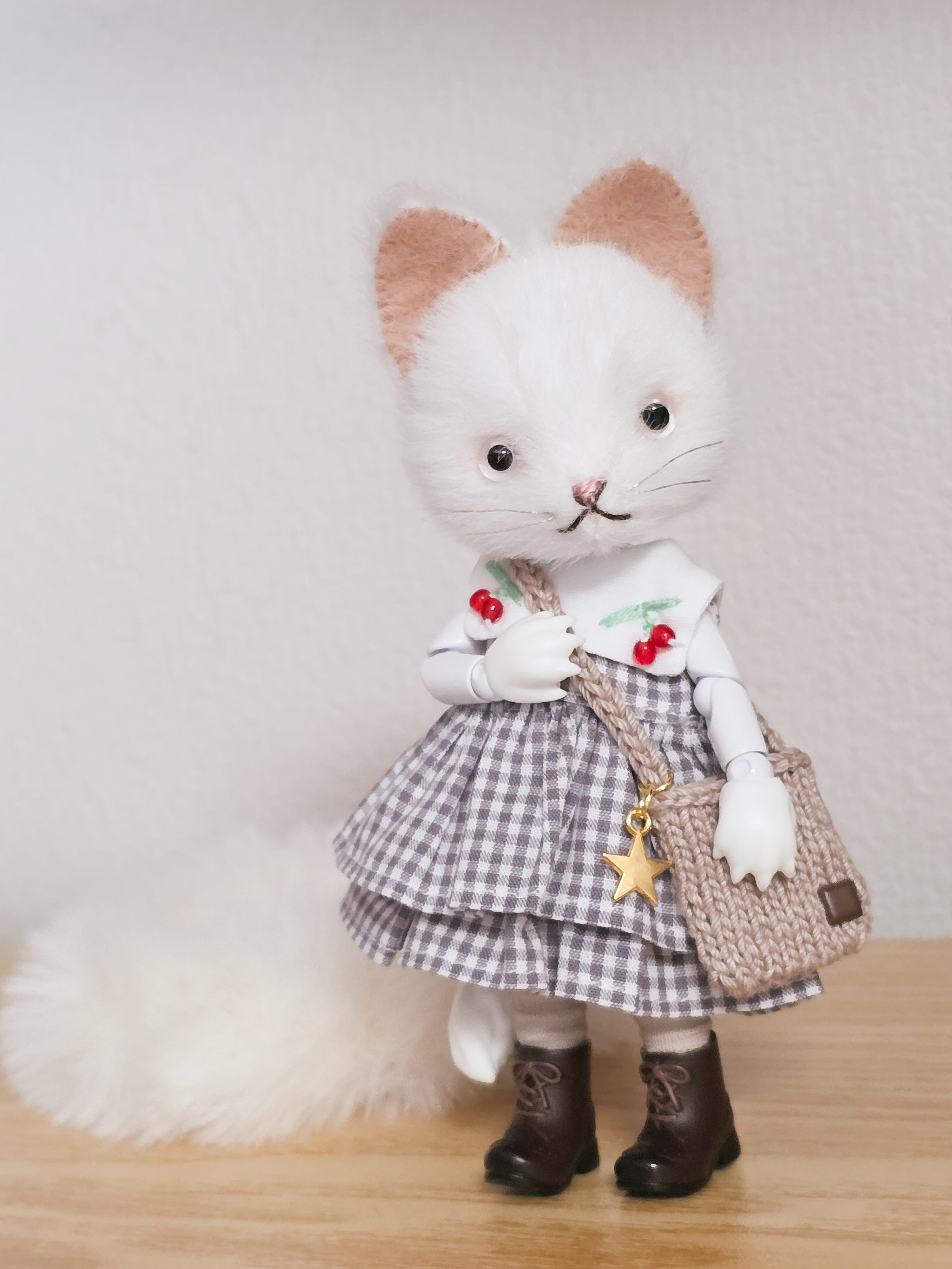 生後１か月♡元気いっぱい♡可愛い子猫ちゃん♡アートドール♡ぬいぐるみ♡ 家族募集❤まん丸可愛い子猫ちゃん♡アートドール♡ぬいぐるみ