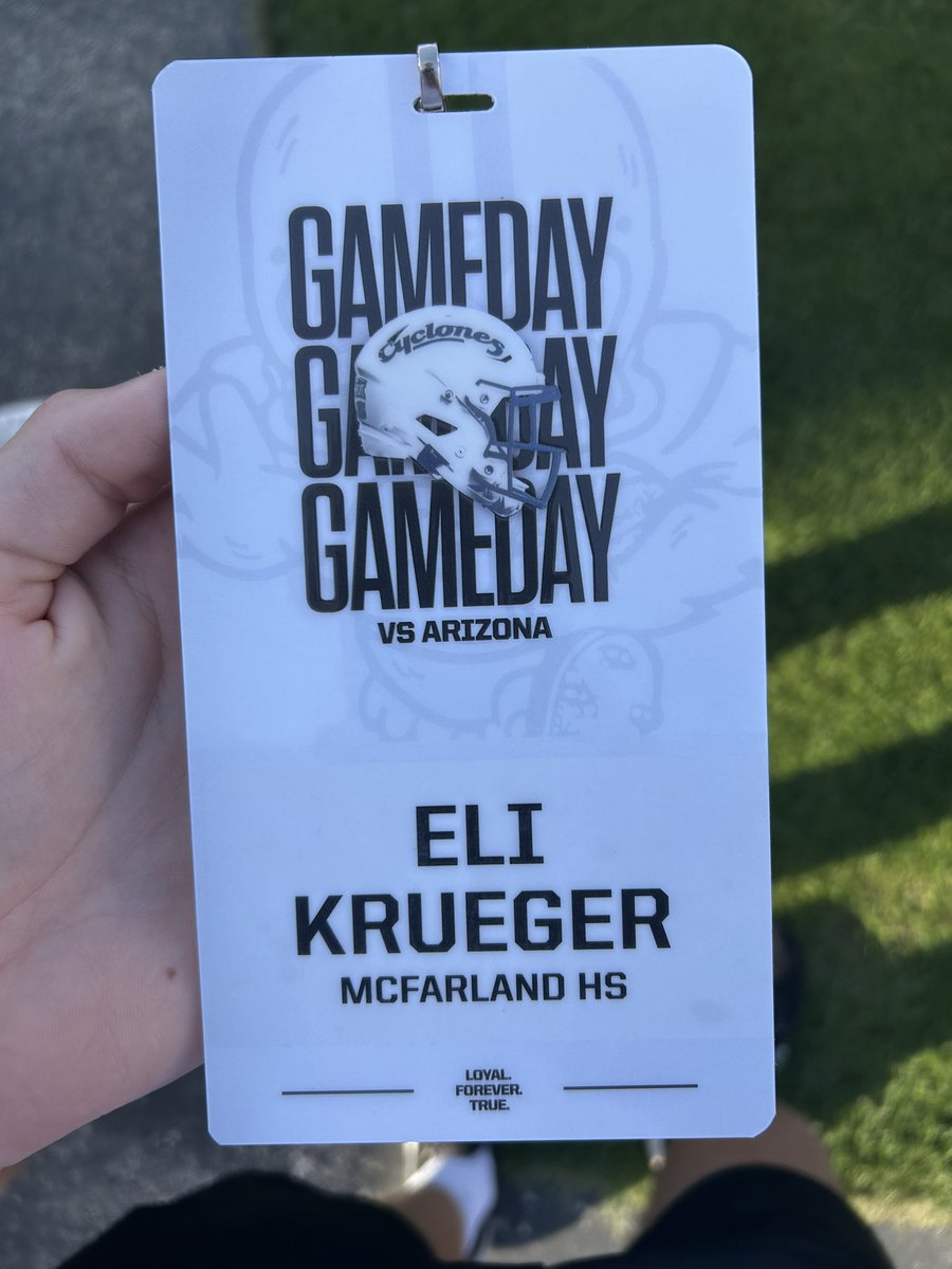 Had a great time today at the <a href="/CycloneFB/">Iowa State Football</a> game! Thank you for inviting me again! <a href="/CoachKelley52/">Dantrell Kelley</a>
<a href="/T_Mouser/">Taylor Mouser</a>