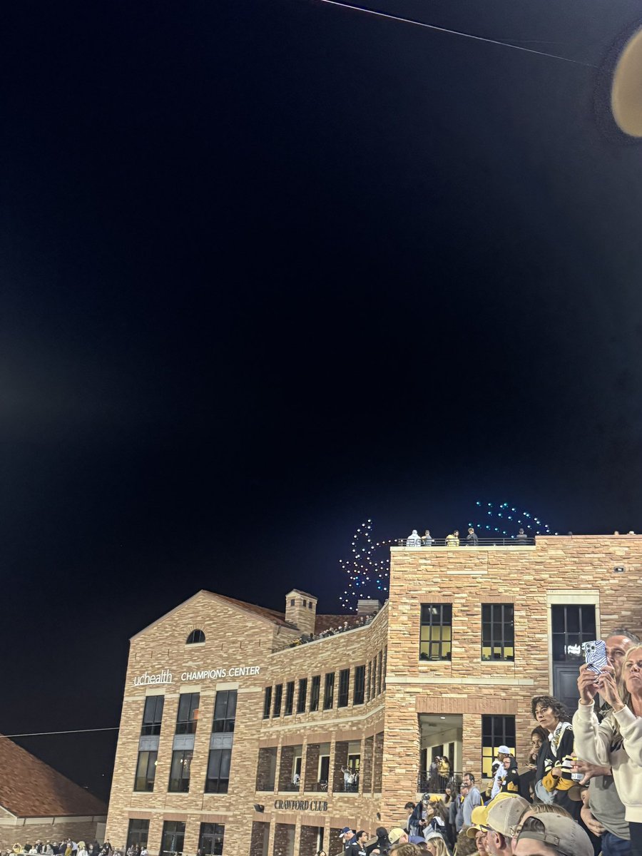 Drone show is sick. Good job guys. 🙌