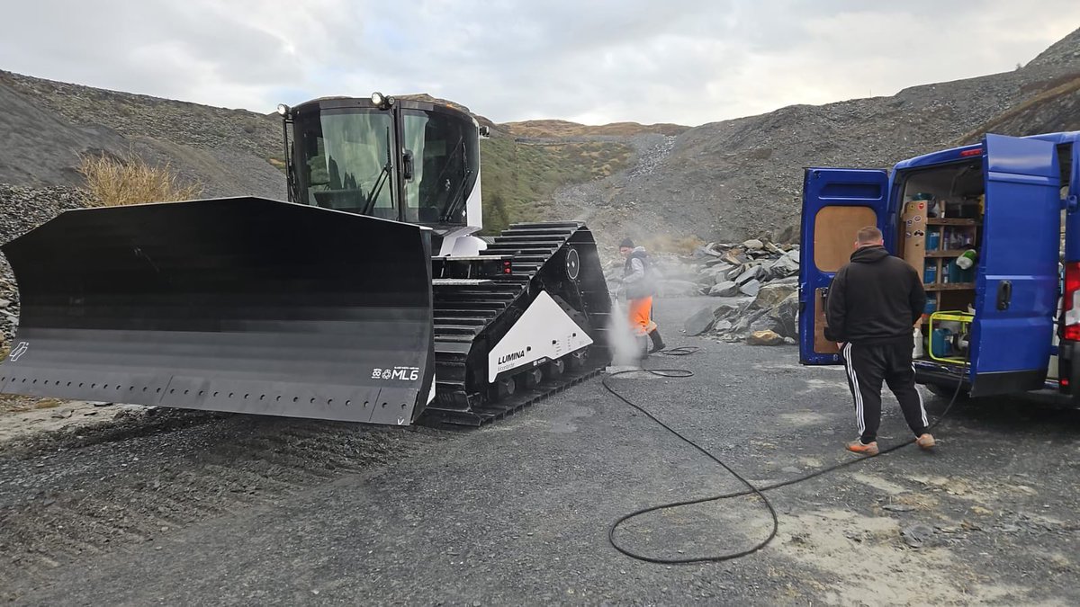 amasad's tweet image. How it started vs how it’s going @ahmedshubber25