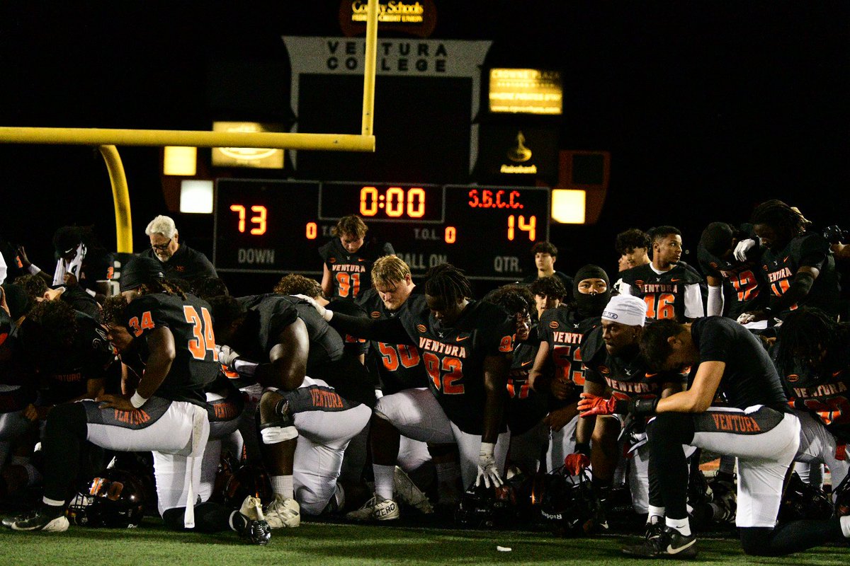 VCPirateAthletics (@vcathletics) on Twitter photo FB🏈: <a href="/VCPirateFB/">Ventura College Football</a> WINS IT🏴☠️🏆
Final Score: 73-14 FB🏈: <a href="/VCPirateFB/">Ventura College Football</a> WINS IT🏴☠️🏆
Final Score: 73-14
