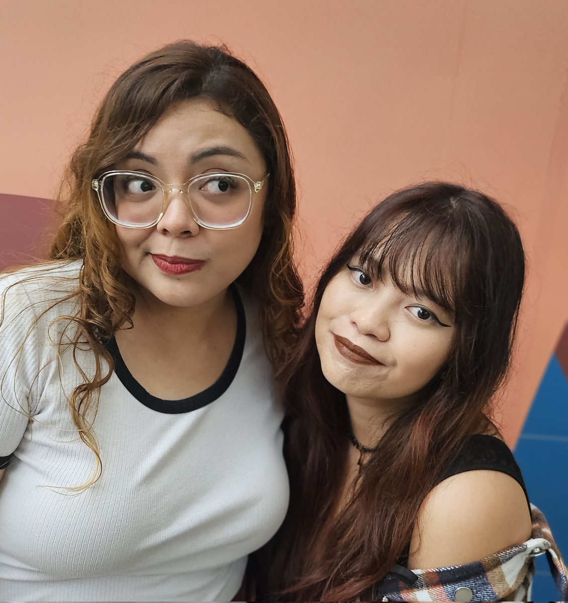 Happy Birthday to my fave cosplay buddy and sister at heart <a href="/vanillevela/">Vanille Velasquez | Vi @ENVYverse</a> ✨️💕

Started from laptop mics, and now we’re here 🤣

You’ve come a long way, and I’m so proud of you — always 💕