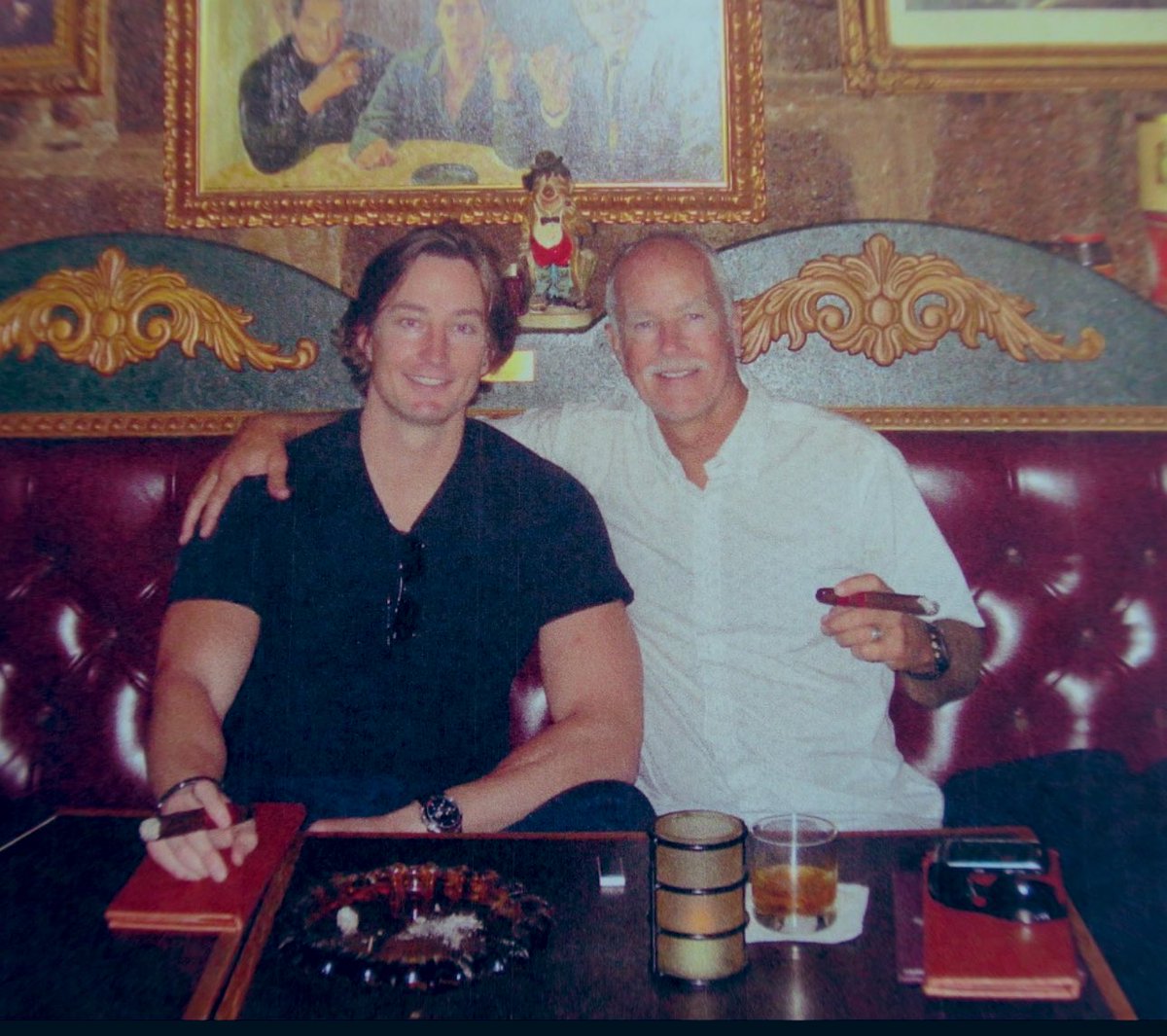 amtvmedia's tweet image. PaaAaPA JoHN is the MAN ! Old photo from BaaAcK in My Water Polo Days 🤽‍♂️ D1 All-American 🇺🇸 chilling in Boston after a Victory ✌️ 🏆 This is when I just started AMTV and No One believed but Me.