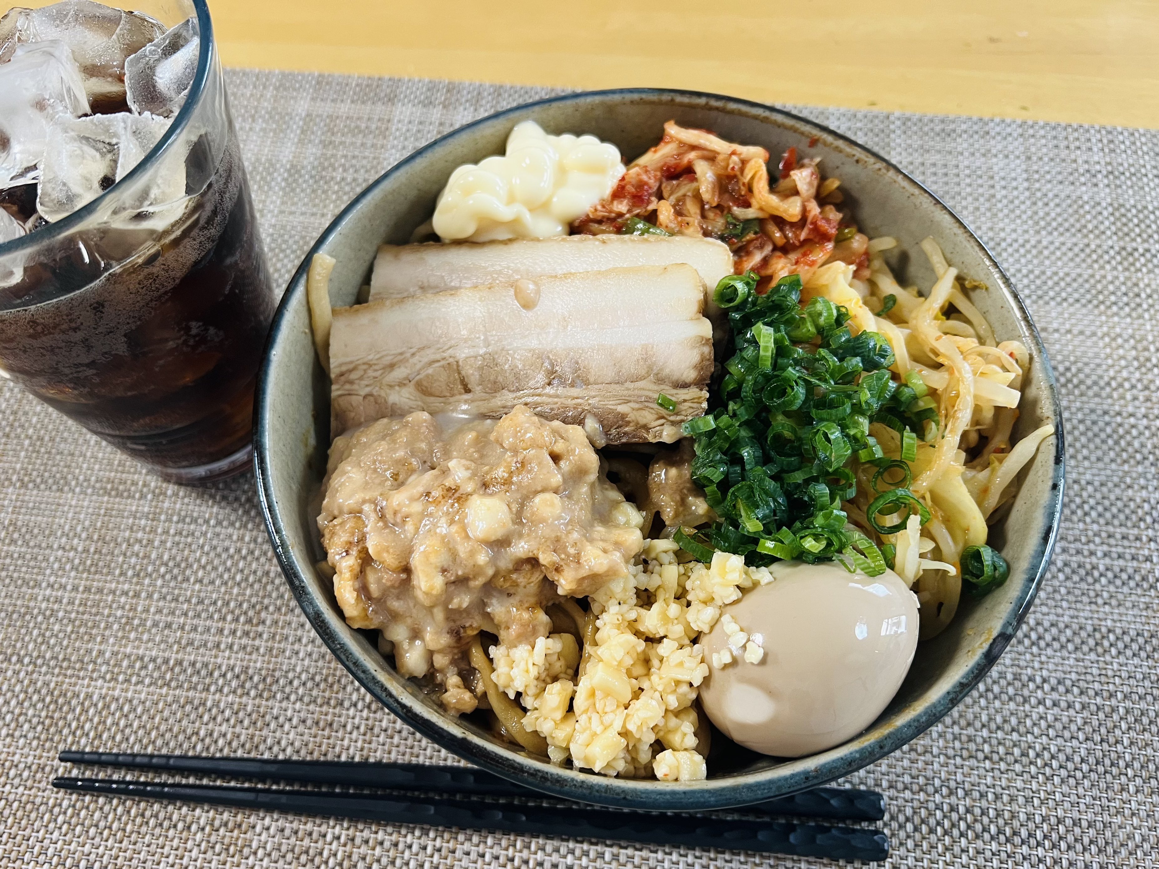 ニンニクマシマシ☆ ラーメン二郎 【 ﾆﾝﾆｸﾏｼﾏｼ 】☆ 新小金井街道店 ♪ | 燃える