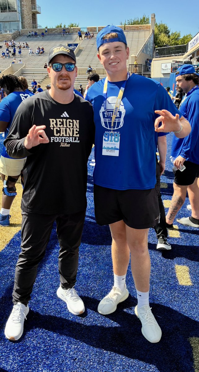 henry_angeley's tweet image. 🏈Thanks to @jscelfo66 for the invite to watch 🌀@TulsaFootball! Loved seeing the O-line do their thing.💪Tulsa is special to me, because Coach Scelfo believed in me enough to give me my first offer. Also, a big thanks to @AndrewLee_CFB and Coach Deets for the hospitality.…