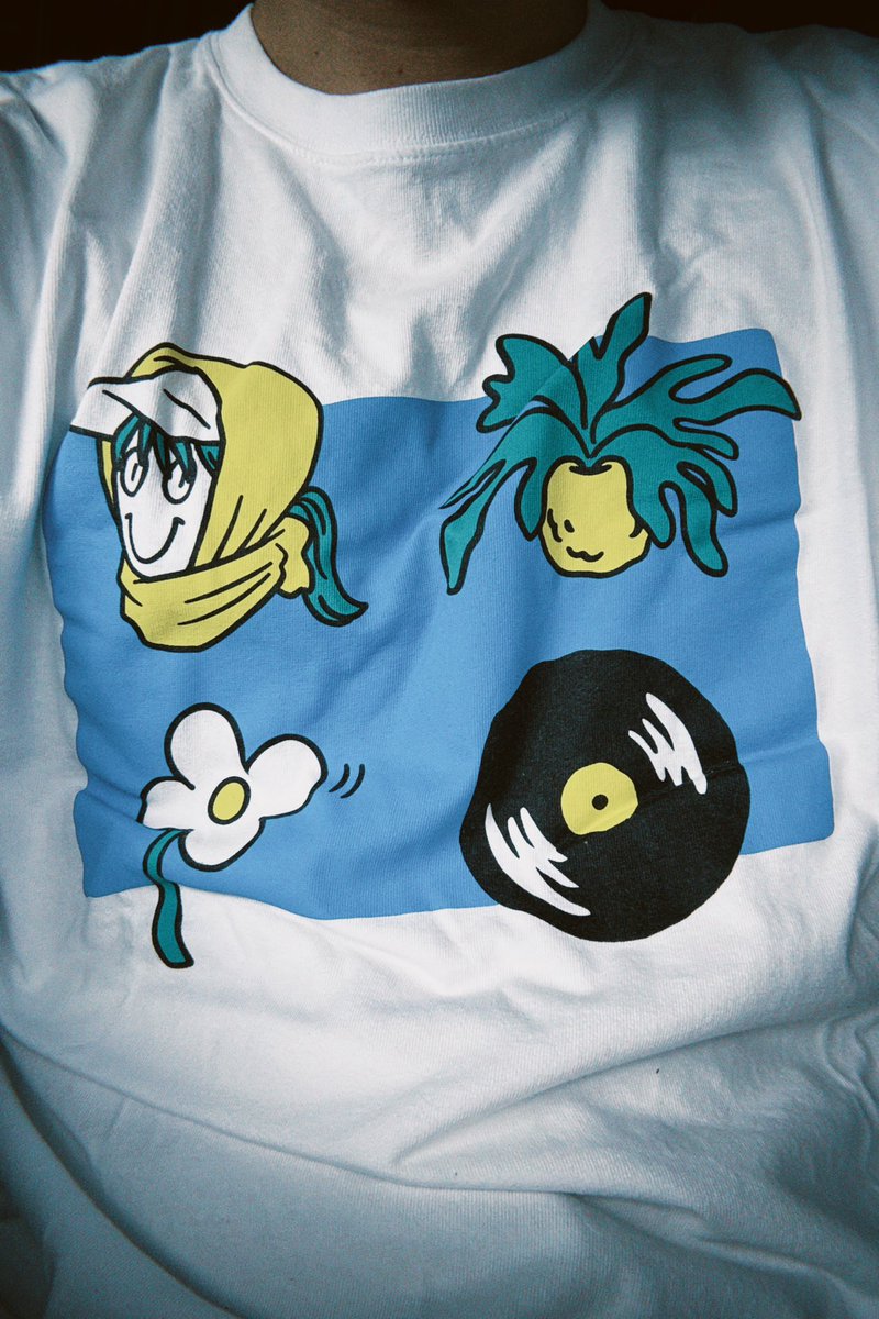 gmgm

今日も良い一日でした♪

今日は、UMAMI <a href="/Umami_boy/">UMAMI</a> のロンＴを着ている。