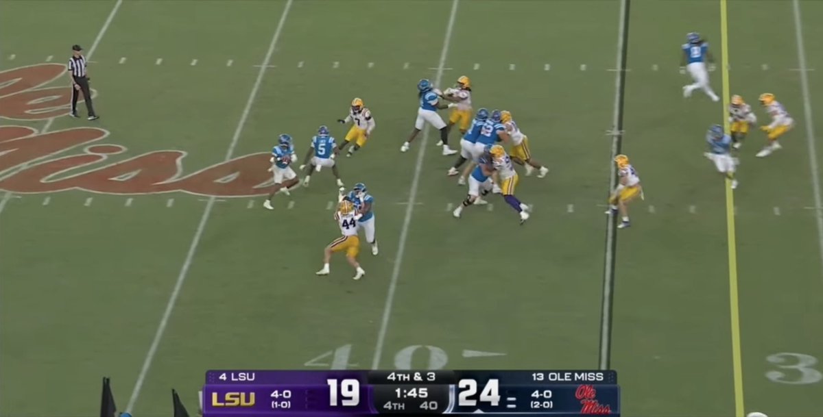 BmfMemphis's tweet photo. Same Play Same Results = Coaching ..@LSUfootball https://t.co/ru6tHhGnY7