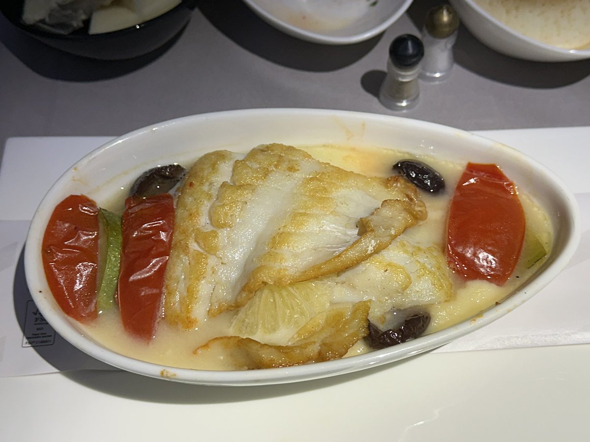 bellendmusk's tweet image. Спасибо #TurkishAirlines от меня за очень вкусный ужин на борту Boeing 787-9, летящего сейчас из Дубая в Стамбул
#BusinessClass