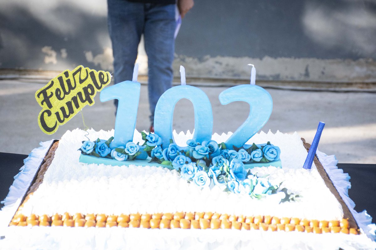 guillederivas's tweet image. 🌳✨ Hoy celebramos junto a las familias de la ciudad los 102 años del Parque Sarmiento, un verdadero pulmón verde y parte de nuestra identidad.
Un espacio recuperado, inclusivo y lleno de vida para seguir disfrutando entre todos ❤️.

#RíoCuarto #ParqueSarmiento