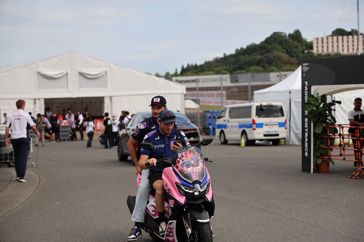 taro18777's tweet image. ジャックさんww

#MotoGP2025
#MotoGP2025日本GP 🇯🇵
#ジャックミラー
#プリマプラマックYAMAHA