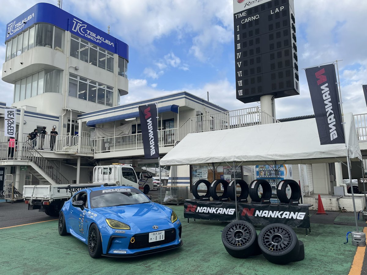 【公式】輸入タイヤ通販 AUTOWAY🛞（オートウェイ） tweet media