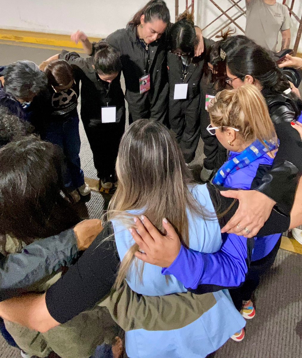 Con entusiasmo hemos acompañado a las colectivas feministas en el proceso participativo para definir el contenido del mural del viaducto de la ciudad.
Nos enorgullece acompañar el inicio de los trabajos de Xalapeñas históricas, un mural de todas para la ciudad