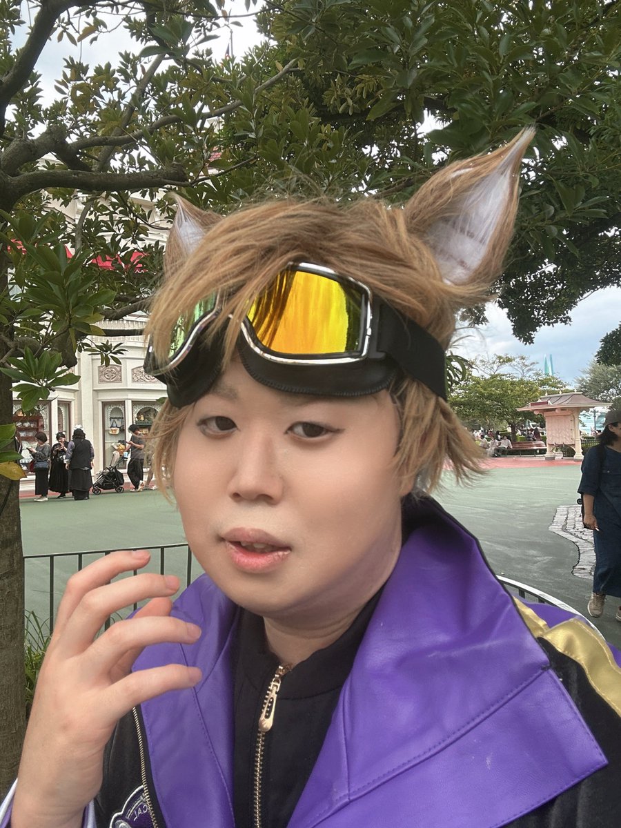 ossa_otoko's tweet photo. 今インパしてカリブ乗ってうろちょろします。初のマジフトの衣装のラギーです❗️
#Dハロ仮装2025 https://t.co/E3pRNqNLdp