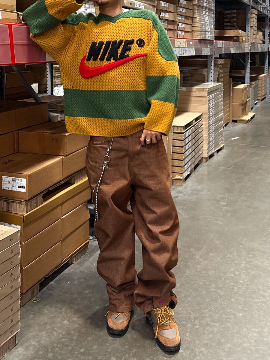 jsin_jay's tweet image. yea wtv the jersey say