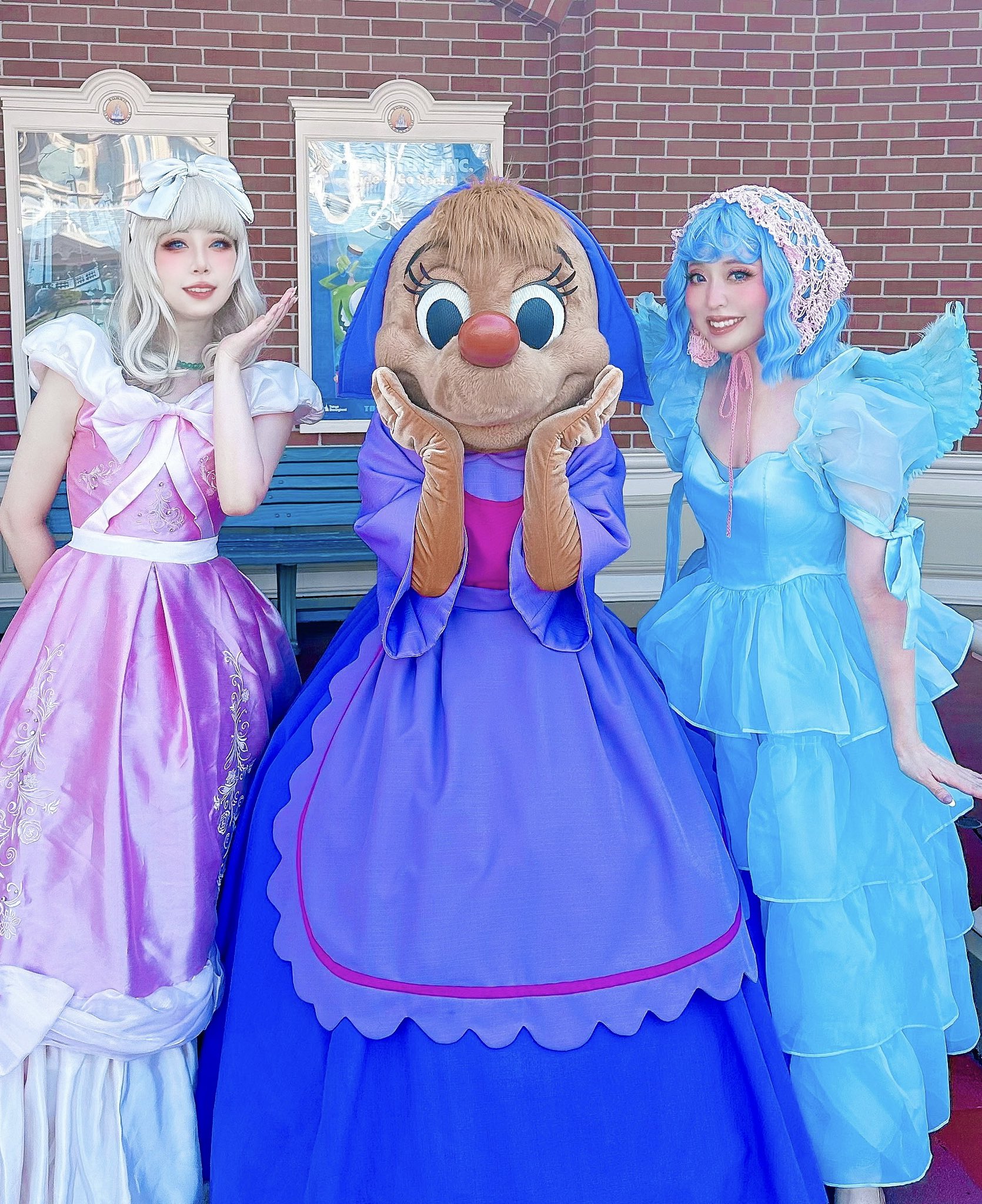 シンデレラ　dハロ仮装　ドレス シンデレラ🏰 今年最後のDハロ仮装はシンデレラでした