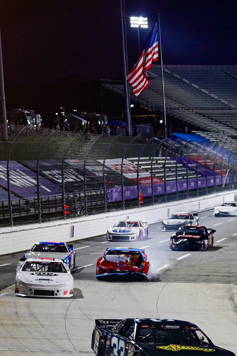 LandonHuffman's tweet photo. Well Sheetz.

Impatience early in front of us and no where to go in the check up. 

Really hate it for my @CarrollSpeed team. Thank you @sheetz for an incredible opportunity to represent all Sheetz Freakz out there on the big stage at @MartinsvilleSwy! 

Back in @CARSTour action next weekend at Tri-County.