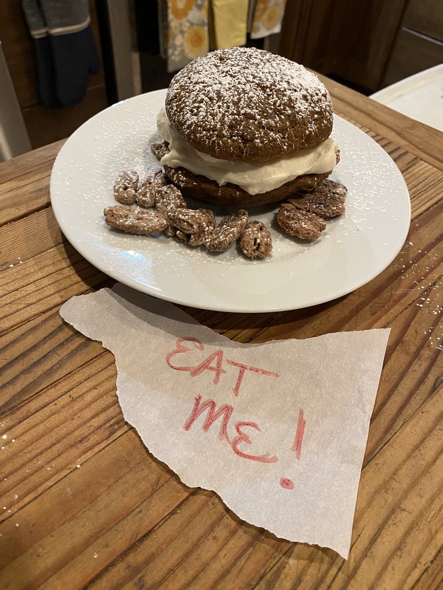 FluffyBottomsFarm tweet media