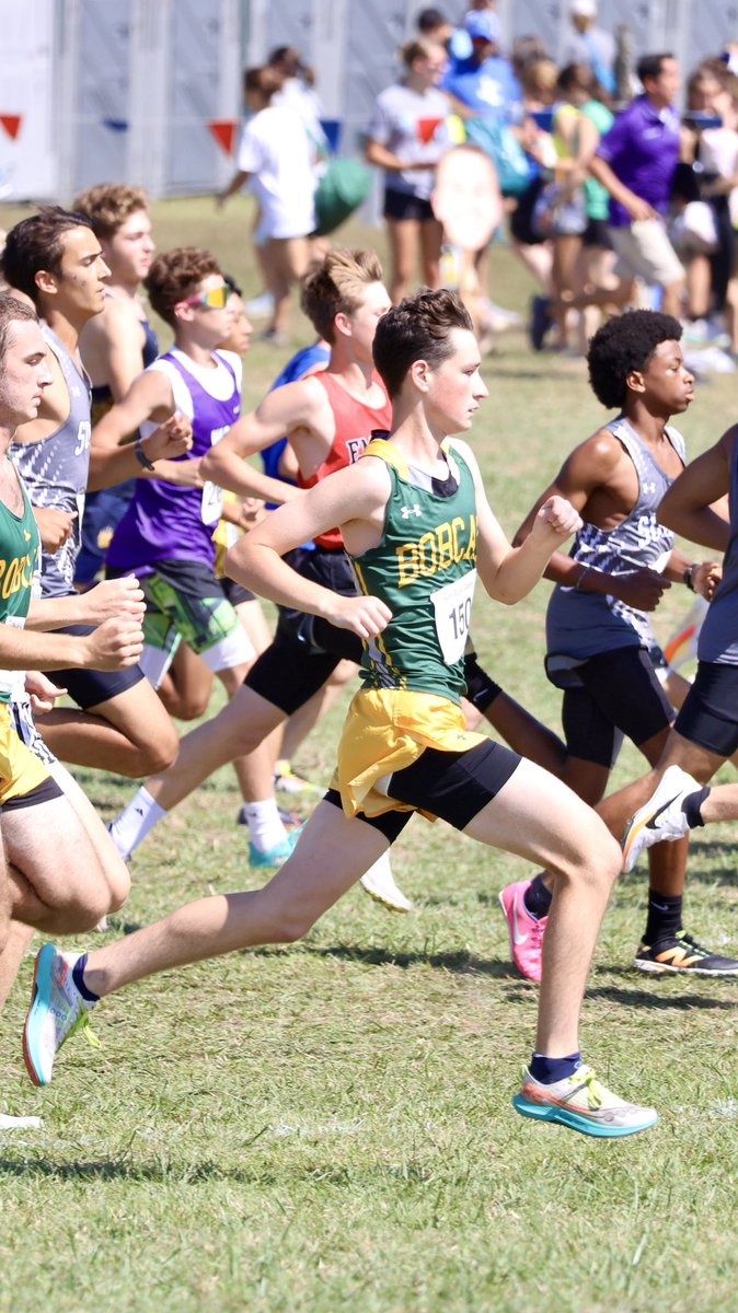 DFizer13's tweet image. Fun day out at Rim Rock! Boys and Girls varsity teams took 2nd place! 39th place overall. Let’s go Bobcats!💚💛
@BLXCbobcats @blhsathletics
