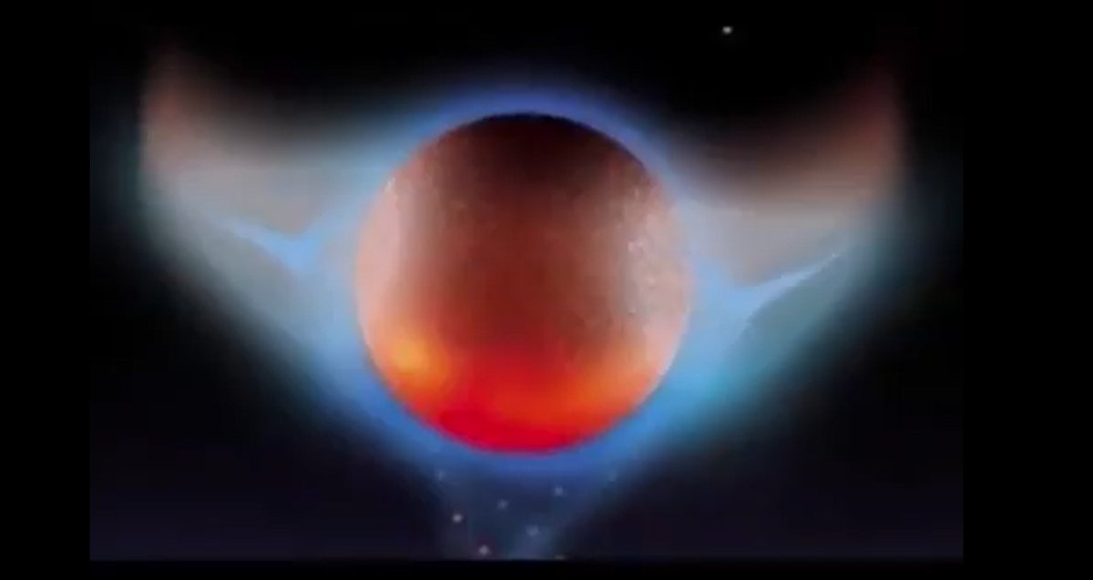 LABlueCastle's tweet image. Weird Similarities.  ?  

#K25, #VenomKin, #LABlueCastle, #KinPanama, #PanamaAlien