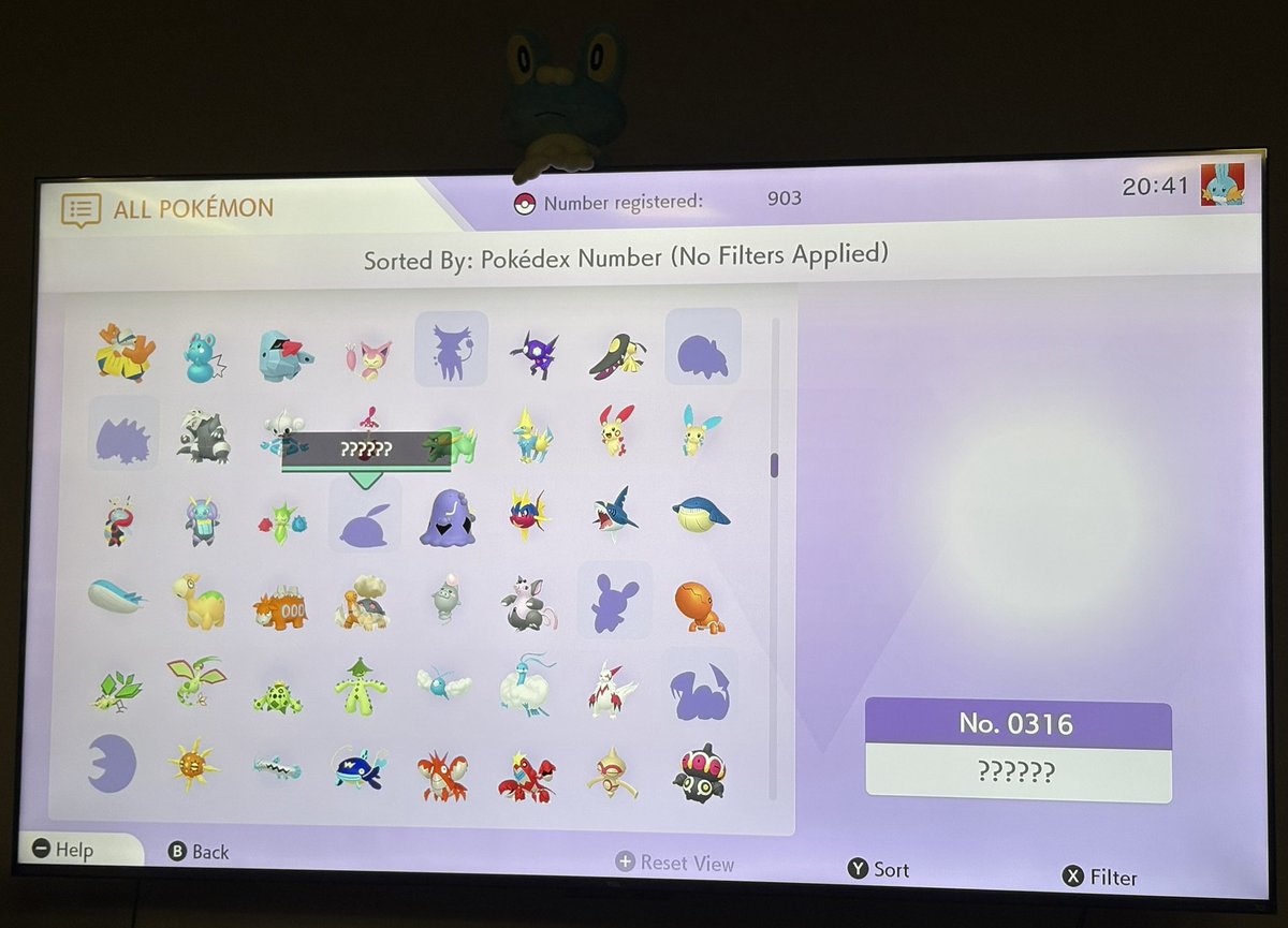 MFABSO's tweet photo. Trying to complete my National Pokédex, and I *thought* I knew every Pokemon…

BUT WHO IS THIS???? https://t.co/ehc0LJgv3H