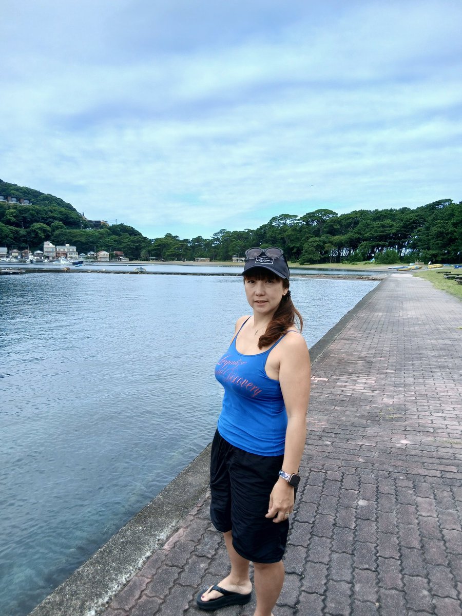 Bleched wife tweet media