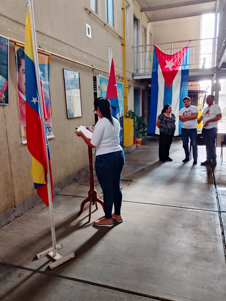 #CubaConVenzuela 
#100AñosConFidel
Respaldan nuestros colaboradores en la Patria de Bolívar, Chávez y Maduro Declaración del Gobierno Cubano en apoyo a Venezuela