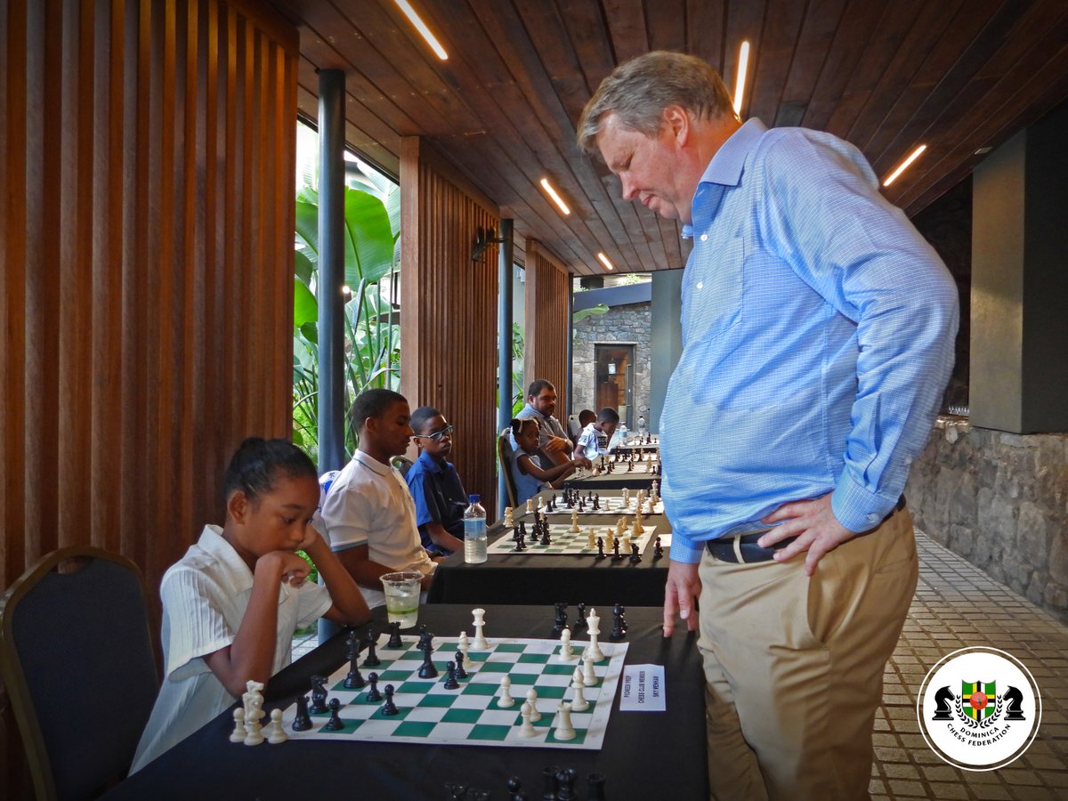 dominicachess's tweet image. Part 2. 
GM Nigel Short: Simultaneous Exhibition - Dominica 2025 

#DominicaChess #Grandmaster #ChessEvent #YouthChess #Sport