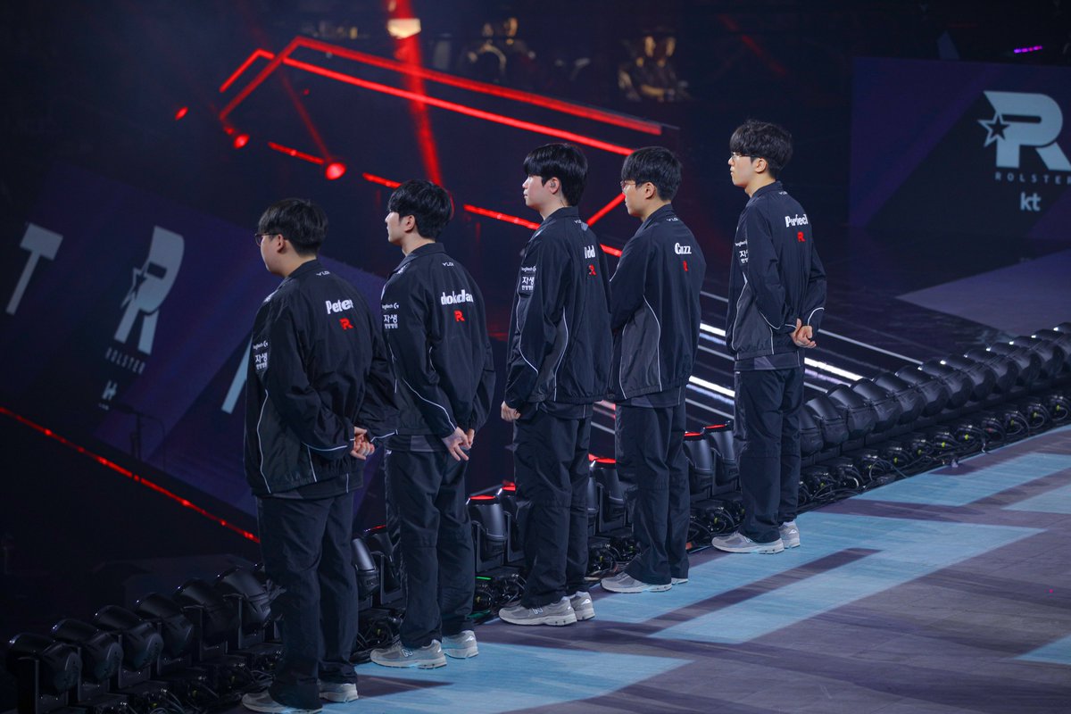 B_d03d's tweet image. #KT #퍼펙트 #커즈 #비디디 #덕담 #피터