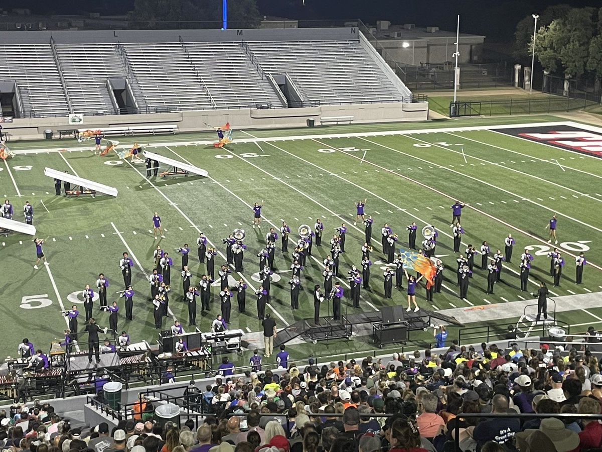 HEB Marching 🎶 tweet media