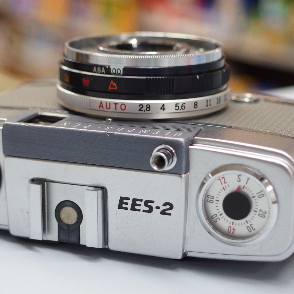中古 #OLYMPUS PEN EES-2 オーバーホール済 ¥23,000- by #たまプラーザ 店

自動露出×目測ピントで直感的に撮影可能な #ハーフサイズカメラ。
ISO400に対応しより扱いやすくなっています。
整備済の為安心してお使い頂けます。

#中古カメラ #中古フィルムカメラ #PENEES2 #ハーフカメラ #田園都市線