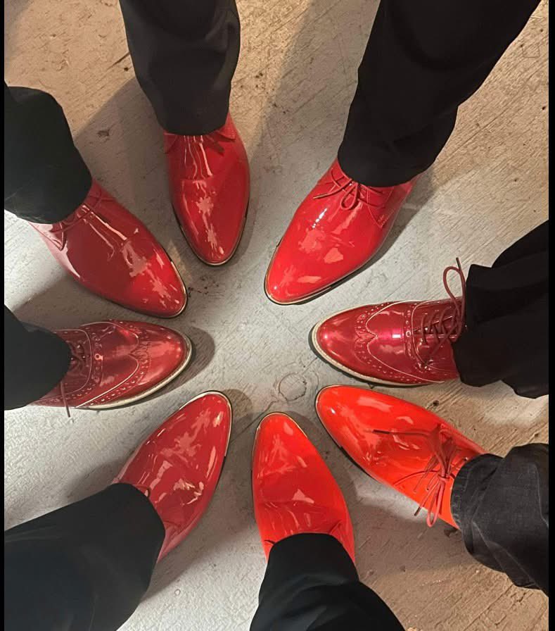 Linda Hickey ⚓️🪗🎼🐝 (@lindahickey10) on Twitter photo 