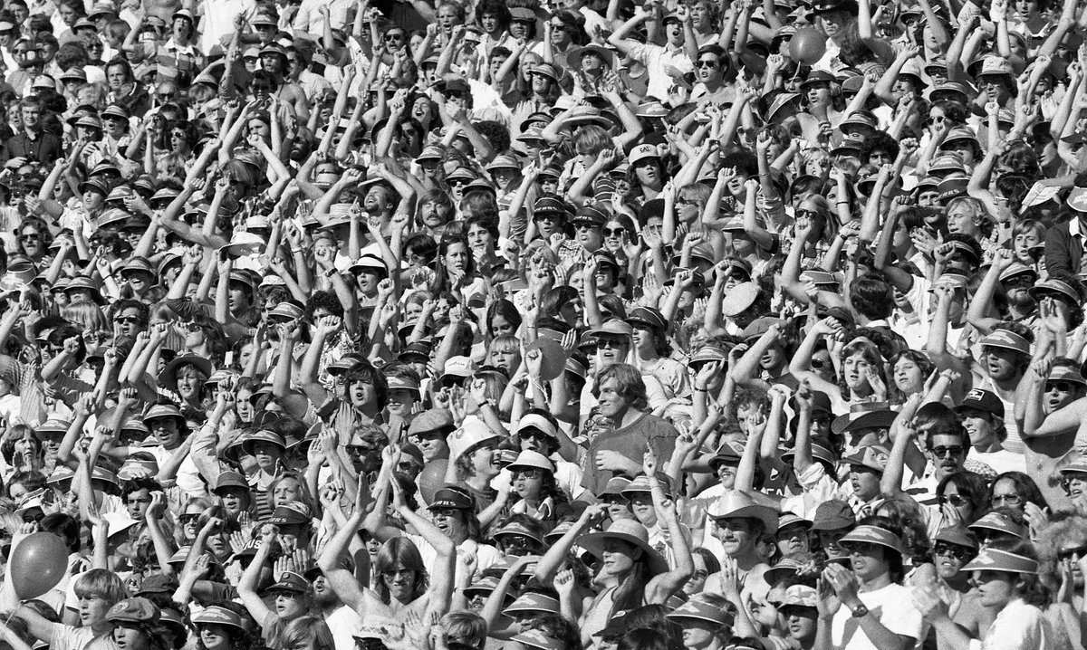 sfchronicle's tweet photo. No team in the history of college football has had a more balanced offense than the 1975 California Golden Bears. That team will have a 50-year reunion and will be honored during the Bears’ game against Duke on Saturday.
Read more about this Cal team → https://t.co/hcobkTdrgW https://t.co/KA17Vs8R20