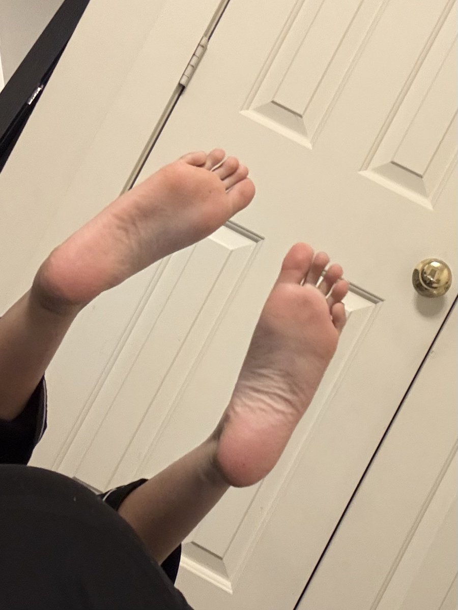 longprettytoes's tweet photo. look at my pretty soles😍 https://t.co/N0Br2FNrtk