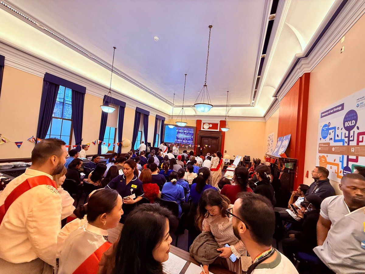 26/9/25: <a href="/KingsCollegeNHS/">King's College NHS</a> honoured ESEA Heritage Month with joy, pride, and powerful storytelling. From food to stories, every moment reflected our vibrant cultures and collective strength. Grateful to all who made it unforgettable.
#ESEA2025 #ReframingResilience #TeamKings