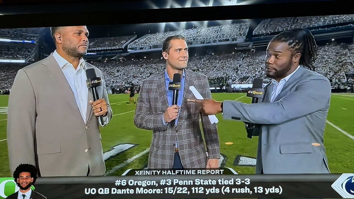 lilfoofoo's tweet photo. . @nbcsports @XFINITYSports The guy in the middle looks like Buzz Lightyear without his uniform #toinfinityandbeyond https://t.co/OIkCj0Bm5W