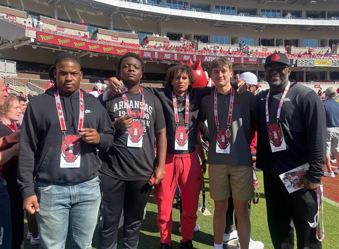 Christian Johnson (@cjohnson2027) on Twitter photo Had a great time on the Hill today! <a href="/JvilleTitanFB1/">@JvilleTitanFB</a> <a href="/CRSportsLive/">Coach Reggie</a> <a href="/CoachEllis55/">Leon Ellis</a> <a href="/tctabler/">PrepRedZoneTom Tabler</a> <a href="/ArRecruitingGuy/">Richard Davenport</a> <a href="/CoachMateos/">Eric Mateos 🐗</a> Had a great time on the Hill today! <a href="/JvilleTitanFB1/">@JvilleTitanFB</a> <a href="/CRSportsLive/">Coach Reggie</a> <a href="/CoachEllis55/">Leon Ellis</a> <a href="/tctabler/">PrepRedZoneTom Tabler</a> <a href="/ArRecruitingGuy/">Richard Davenport</a> <a href="/CoachMateos/">Eric Mateos 🐗</a>