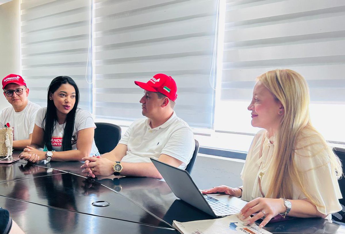 ¡Orgullo florentino! La Directora General del ICFES, Elizabeth Blandón, nos comparte una excelente noticia: nuestras instituciones educativas públicas superaron la media nacional en Pruebas Saber Pro con 269 puntos. Un logro que eleva la calidad educativa de Florencia.