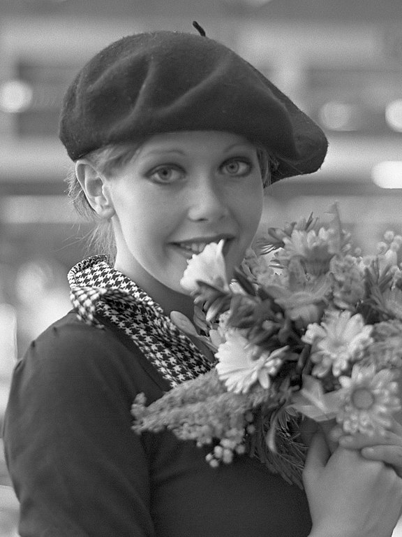BesserwisserK's tweet photo. 28. September 1952 - Geburtstag Sylvia Kristel
Heute, am 28. September, hätte die niederländische Schauspielerin Sylvia Kristel ihren Geburtstag gefeiert.
#Emanuelle #Geburtstag #Schauspieler #SylviaKristel
https://t.co/9dKCJsJUHp https://t.co/jqf9Mnb68t