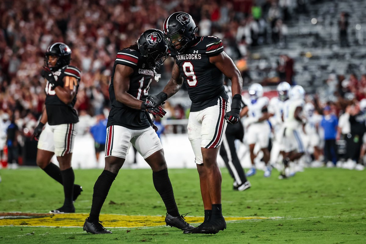 GamecockFB's tweet photo. Let’s keep it going 💪 https://t.co/rMegyGPGpZ