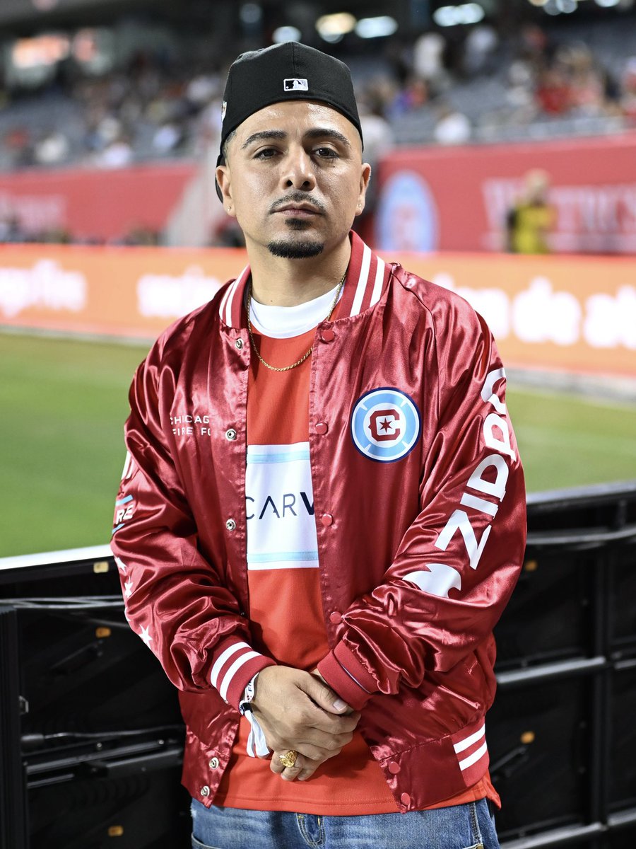 A smashing start with <a href="/sentrock/">😇</a> 🔥 #cf97