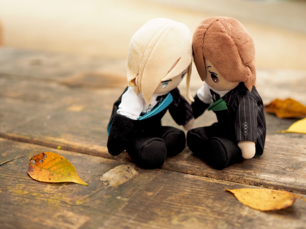 qahlua0123's tweet image. キラキスの結婚式の前撮りしたい！(？)って駄々こねたらAさんが撮ってくれたうちのぬいたちの写真見てください。天才。最高。