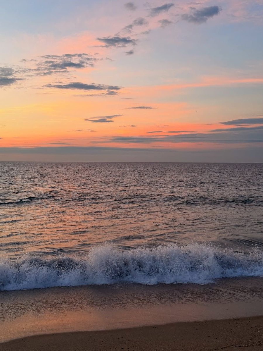 NurseLJohn707's tweet photo. Look for the beauty in life every single day. https://t.co/2X4Ohgg32D