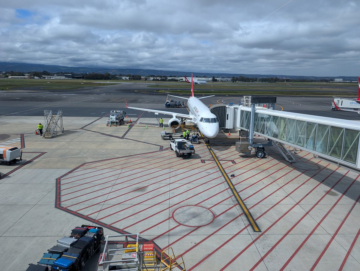 markjstorer's tweet photo. Jumping on this fine steed for a short trip to Canberra to visit friends and Floriade! #Embraer190 #adlcan m https://t.co/0E7RqM1GqK
