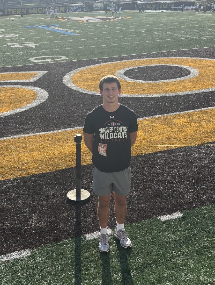 Thank you <a href="/CamAllenFB/">Cam Allen</a> and <a href="/WMU_Football/">Western Michigan Football</a> for the invite to this weekend’s game! I had an incredible time. The atmosphere was electric! Can’t wait to be back! ⚡🏈  
<a href="/fb_hanover/">Hanover Central Football</a> <a href="/CoachTinich/">Coach Tinich</a> <a href="/jmtitus08/">Josh Titus</a> <a href="/PrepRedzoneIN/">Prep Redzone Indiana</a> <a href="/IndyWeOutHere/">IndyWeOutHere ‼️</a> #MACtion