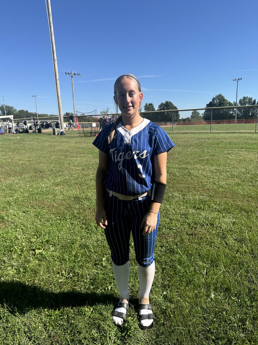 Twain_soft's tweet photo. Ella Moss has scored 100 Runs in her career. Remarkable achievement. She is only a junior.
@ChrisDuerr @MuddyRiverSport @NemoPressbox @WGEMSports https://t.co/q3JQfo4WRT