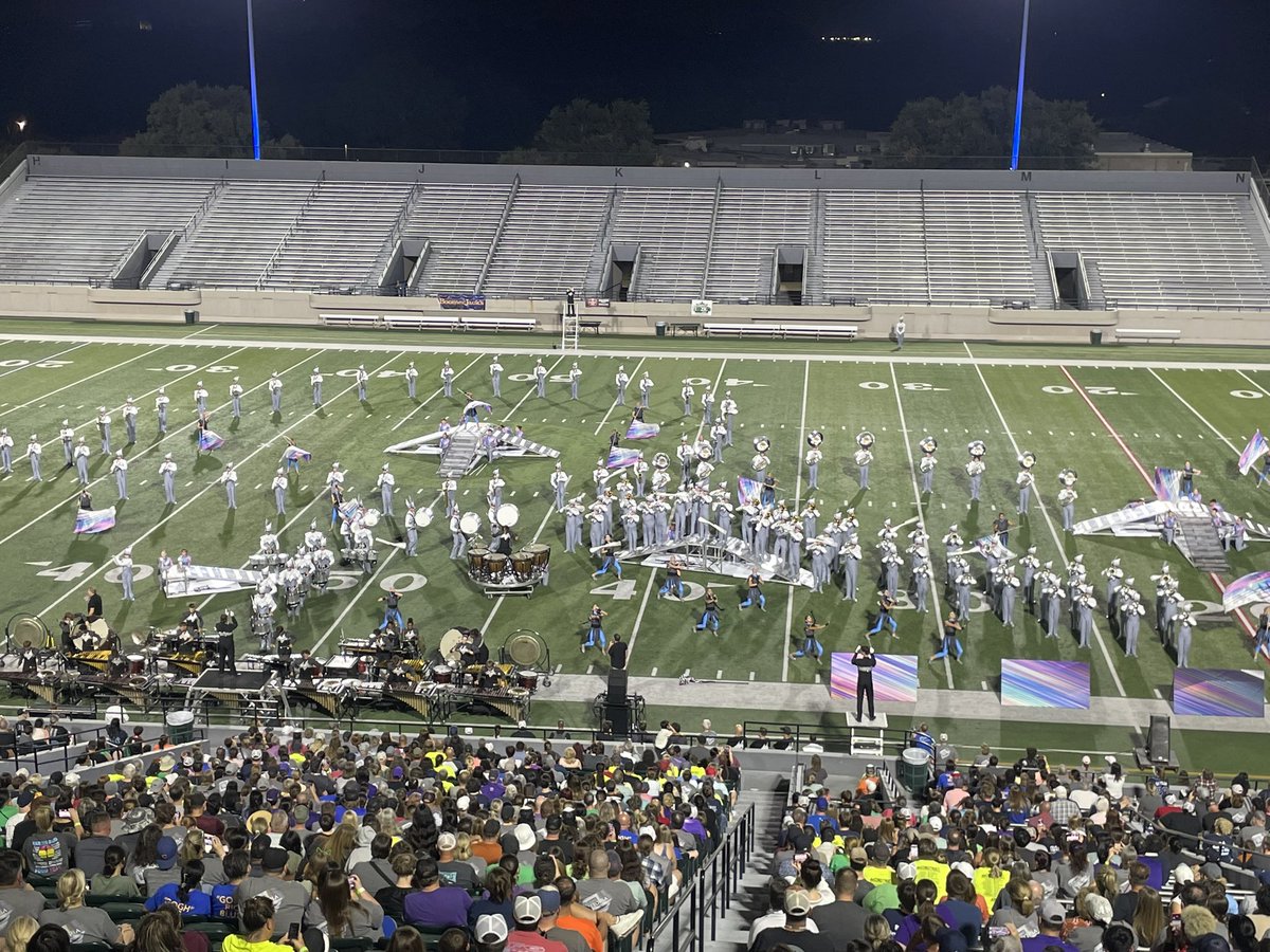 HEB Marching 🎶 tweet media