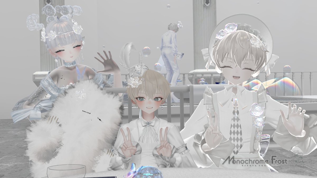 yu_omochimochi's tweet photo. Monochrome Frostにお邪魔しました!アフター含めると実は無欠席の僕です。今回ははるさめ雑貨店さんとコラボとの事で、ワールドも至る所にはるさめさん感が出ておりました(シャボン玉とか蝶々が飛んでたり)!とても素敵空間でお話しができて楽しかったです!ALTあるよー
#MF_Memory #はるさめ雑貨店 https://t.co/E9bU5bt9XP
