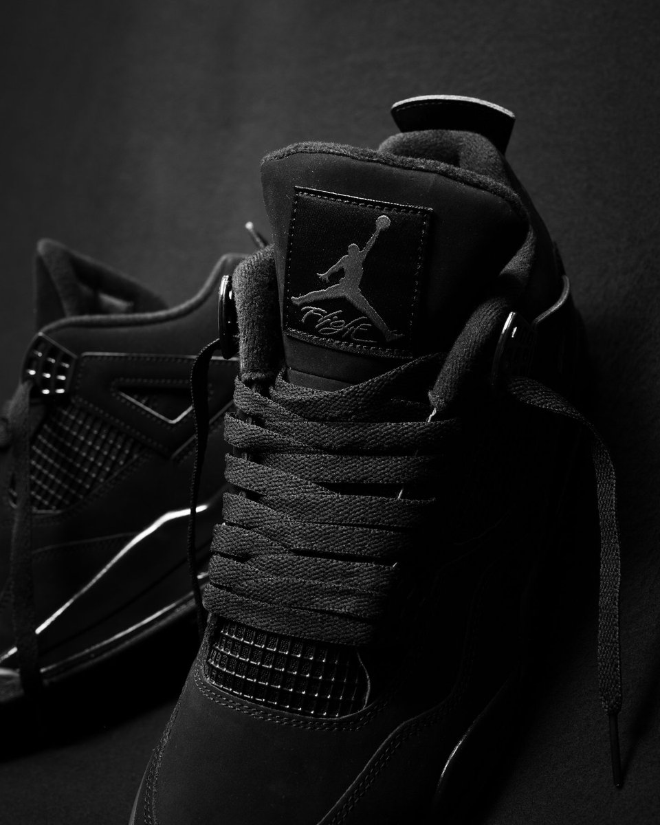 houseofheat's tweet image. The Air Jordan 4 "Black Cat" Releases on Black Friday 🐈⬛